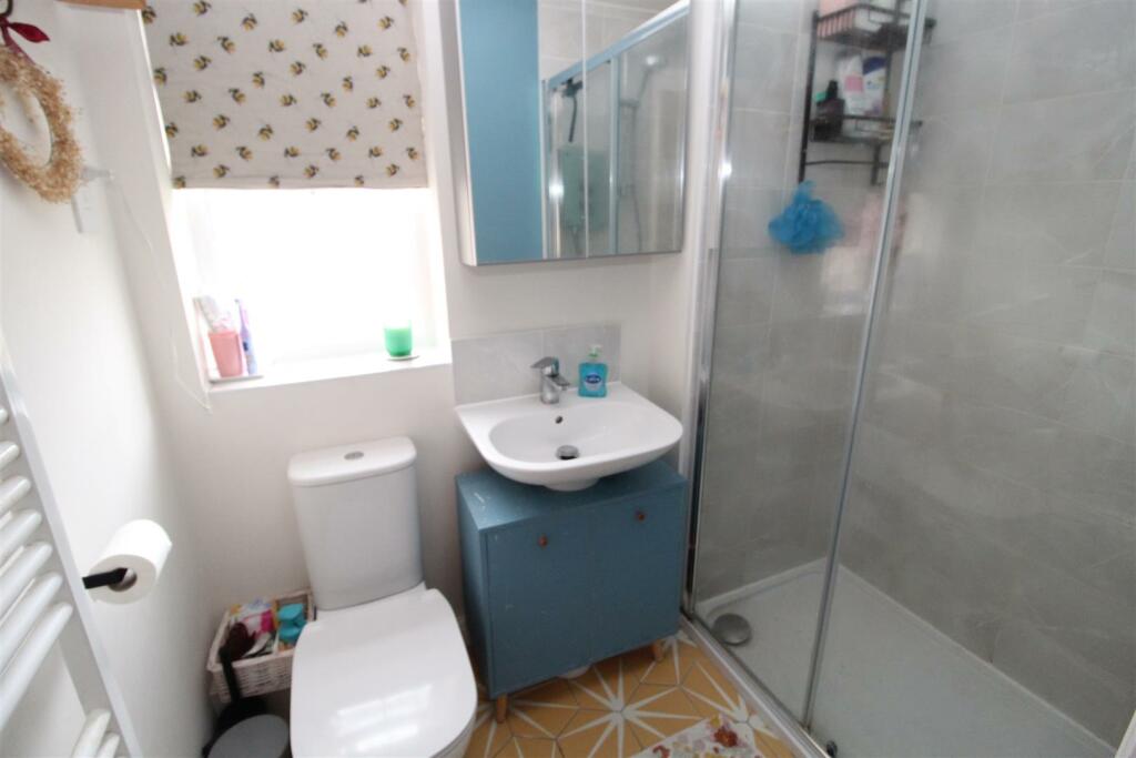 En Suite Shower