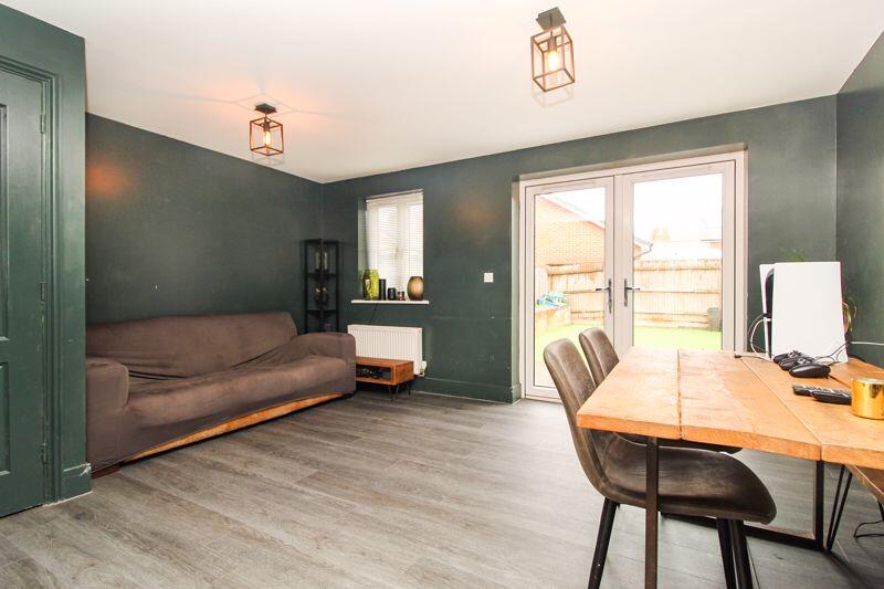 Living Room/Diner