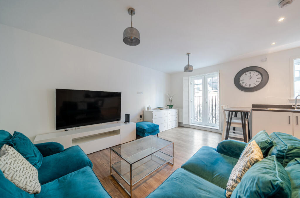 1386607-10-694550...