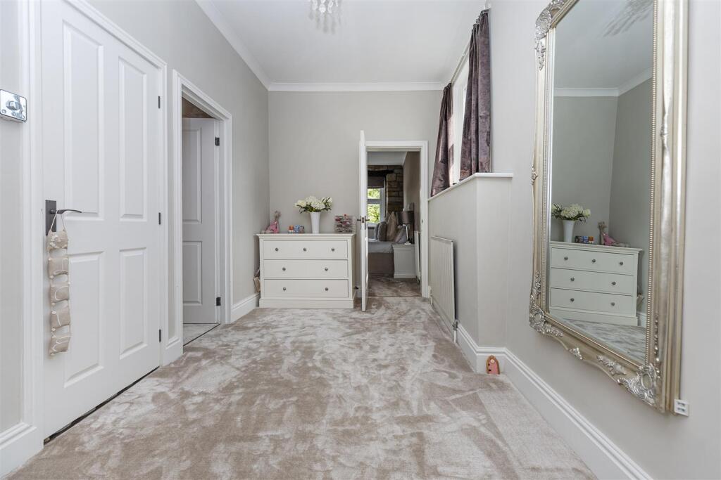 Bramleys Estate Agents - Upper Lane - Gomersal (36