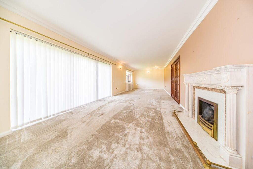 35 Longmeadow Road lounge.jpg