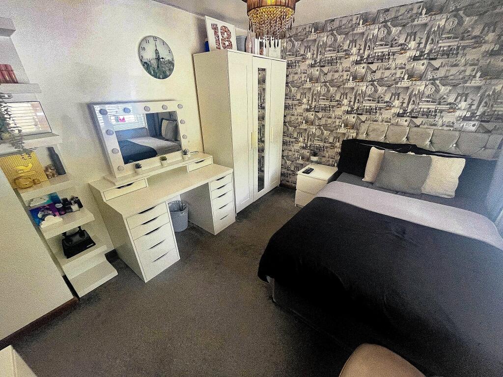 Bed2