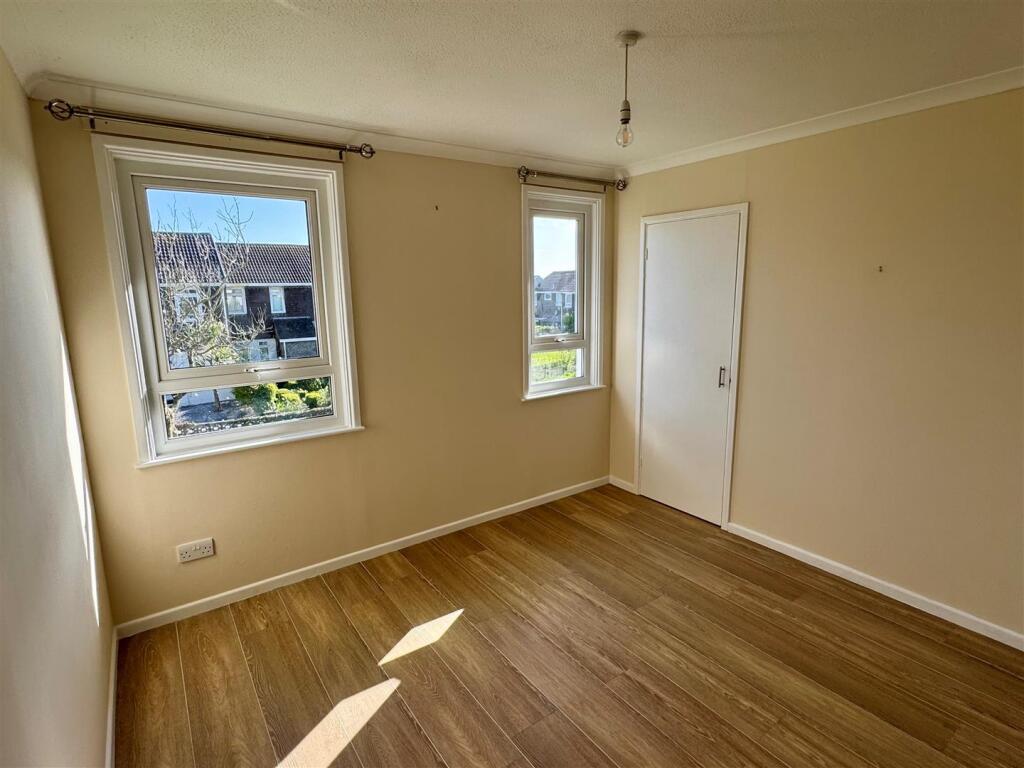 26 Churchfields Road Bedroom 1