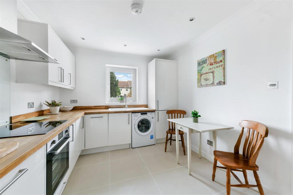 BENHILL ROAD, 17B-12.jpg