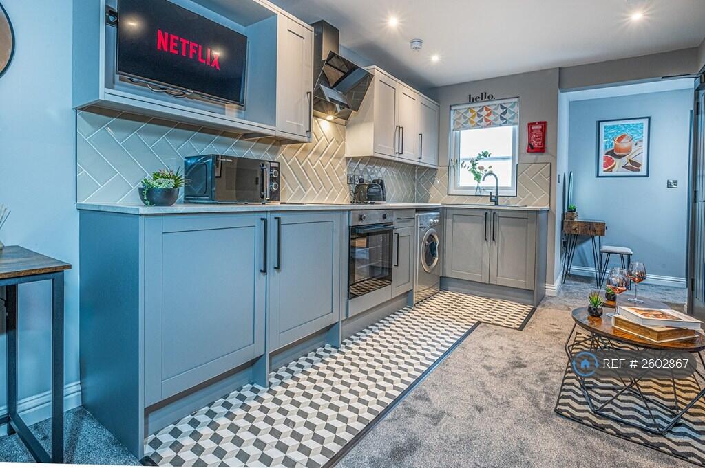 Studio 6 Kitchen 