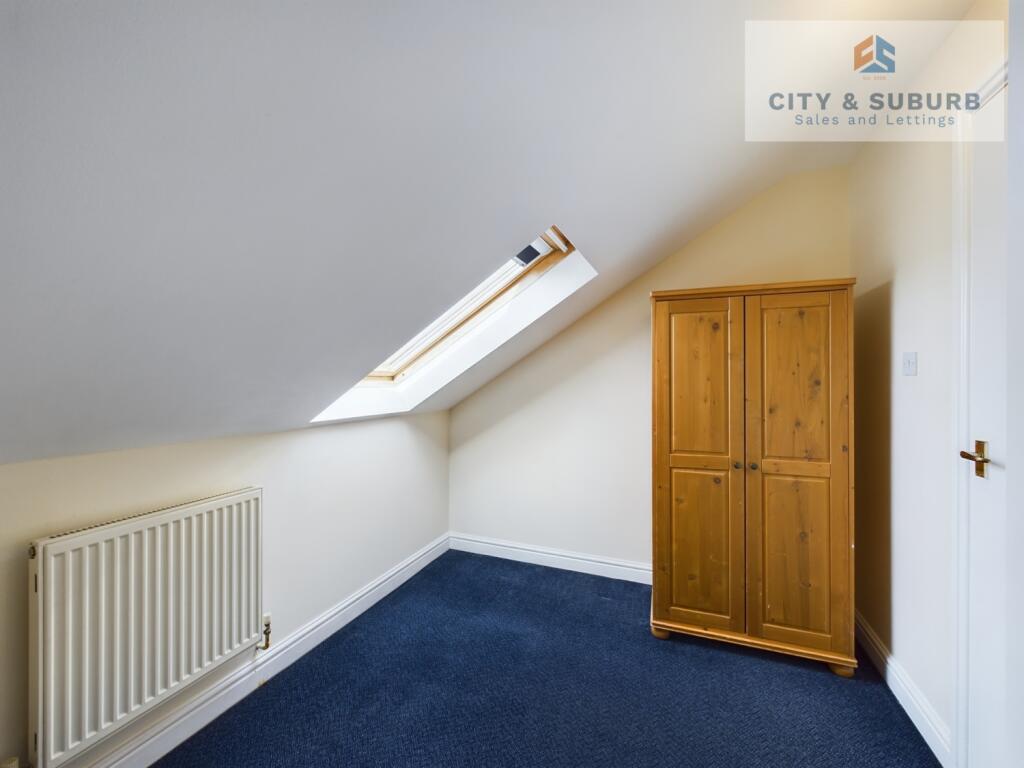 CAM01351G0-PR0117-STILL014