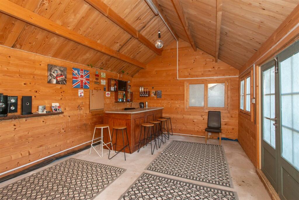 2024.11.26 142 Park Avenue, BR6 9EE-9495.jpg