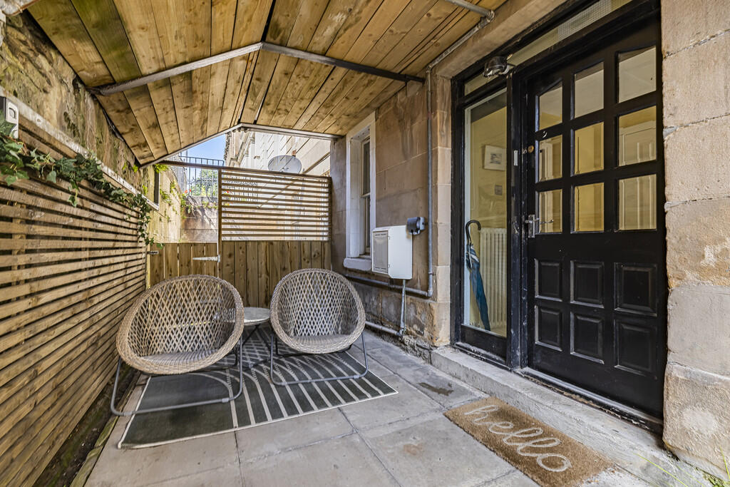 7-print-34B West ...