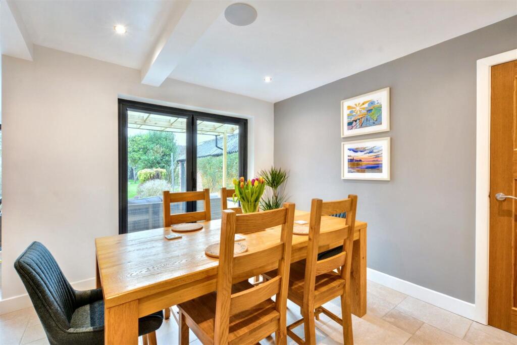 Living/Dining Kitchen