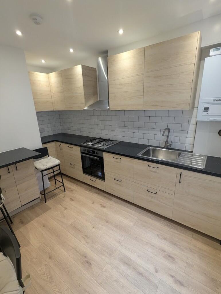 Kitchen 1