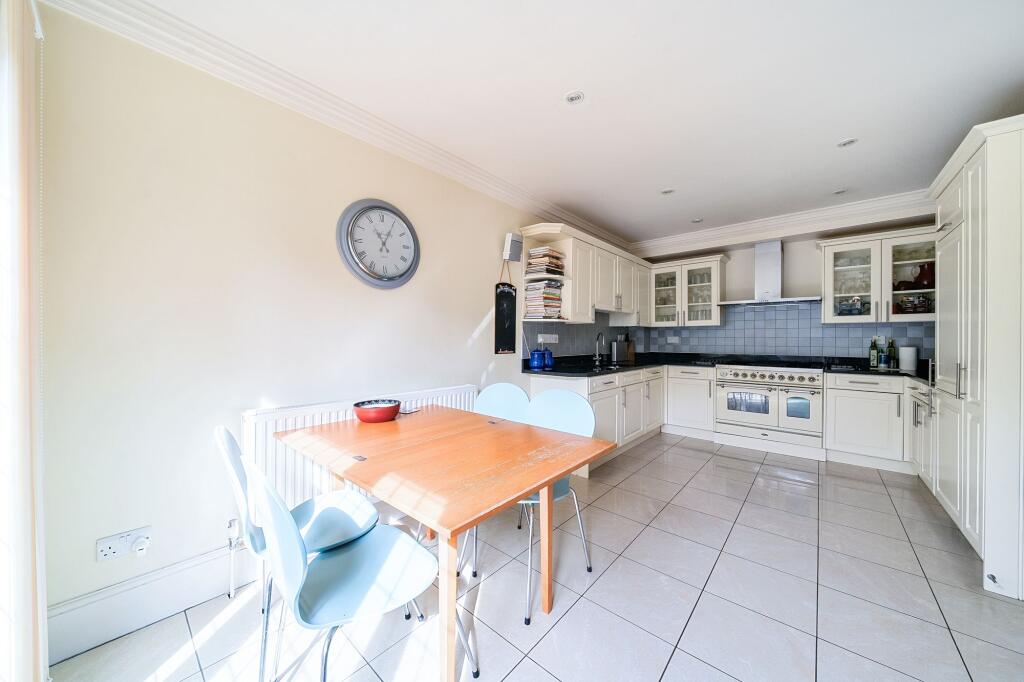 Kitchen / Breakfast Room