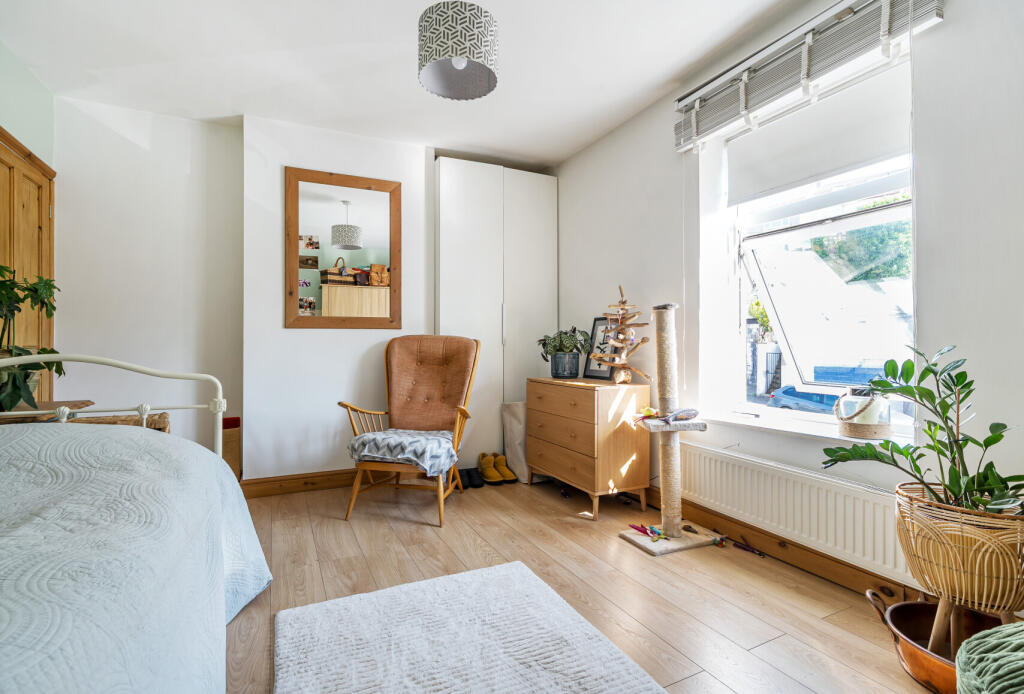 1314173-21-6856e0...