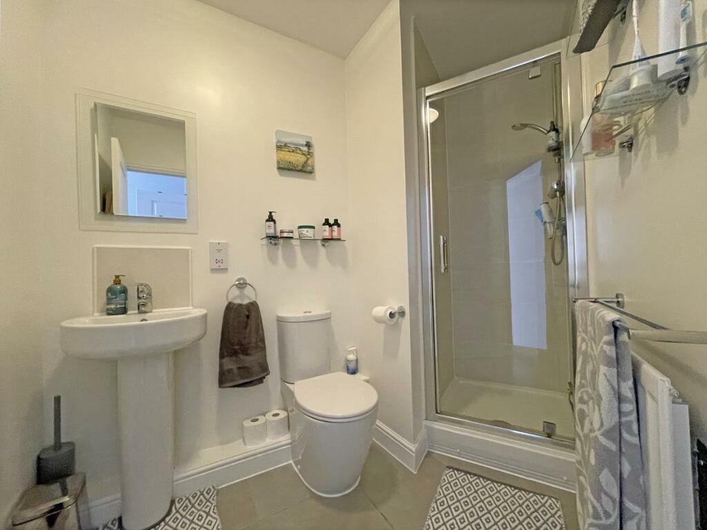 Mill Street 27 En Suite.jpg