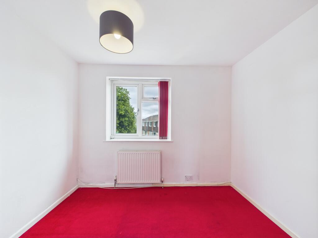 CAM02023G0-PR0145-STILL011