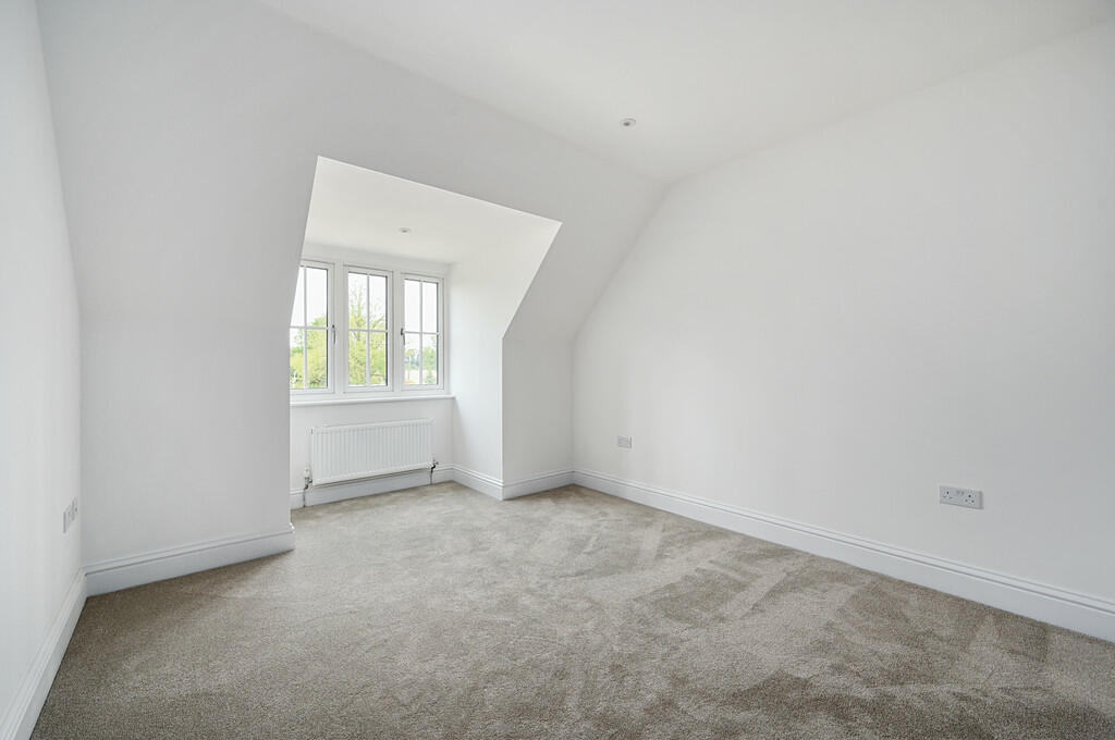 1 appledore TN262...