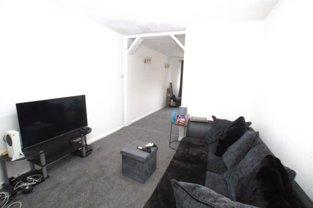 lounge front.jpg