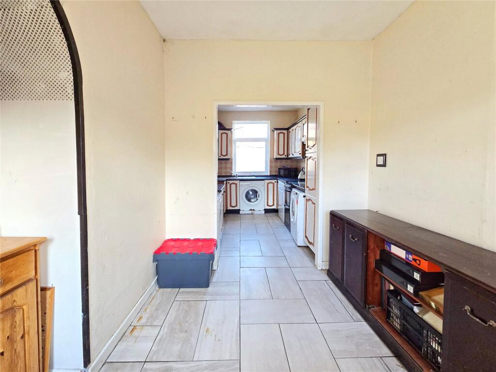 Dining Room/ Kitchen