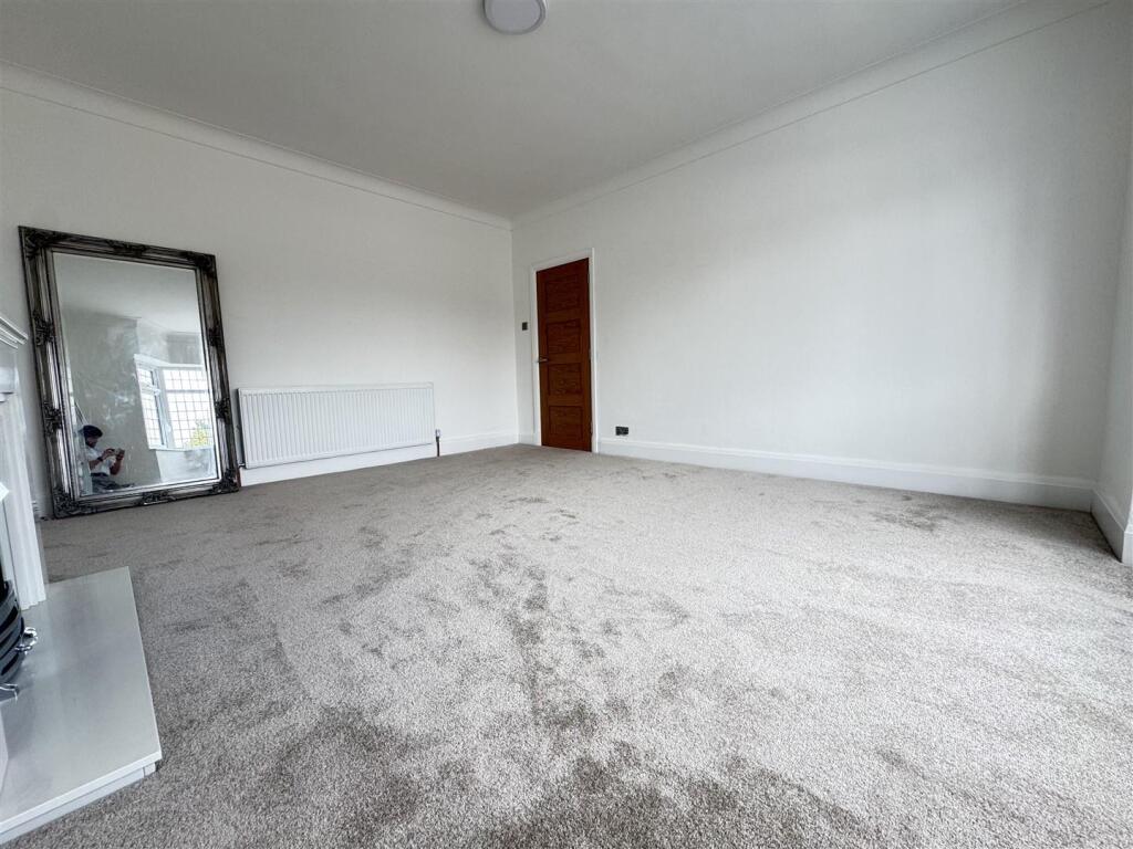 IMG_8732 (Large).JPG