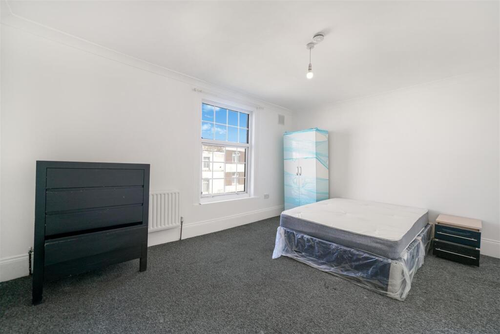 6 Crescent Road - prvTqqD9yRwTzDzVeC5Z.jpg