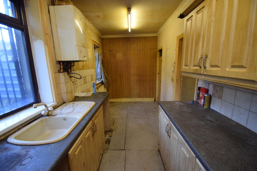 Kitchen 1