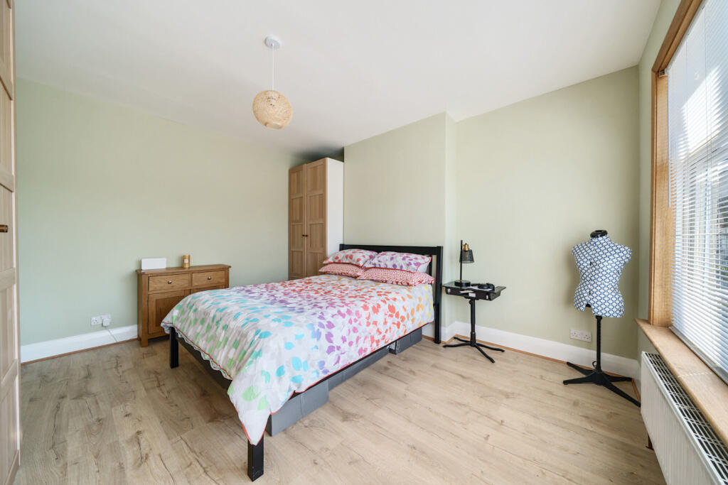 1313402-11-6870ec...