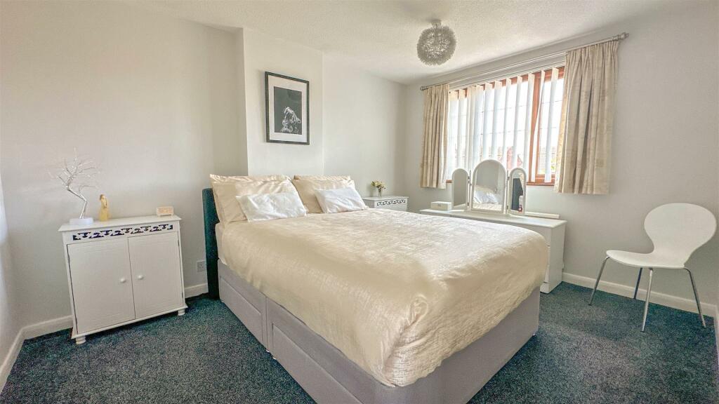 Alderbrook Drive - Image-18.jpg