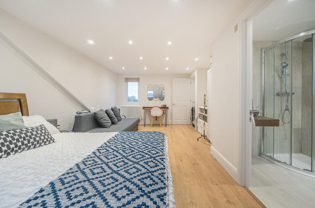 1384445-11-69249d...