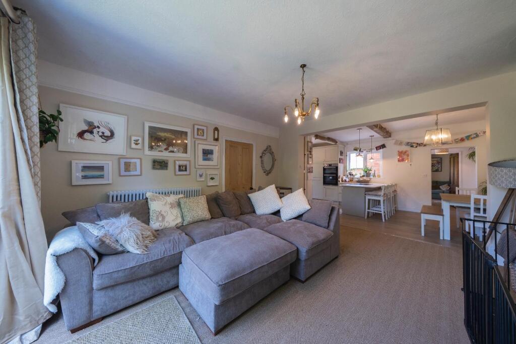 3 Manor Cottages-017.JPG