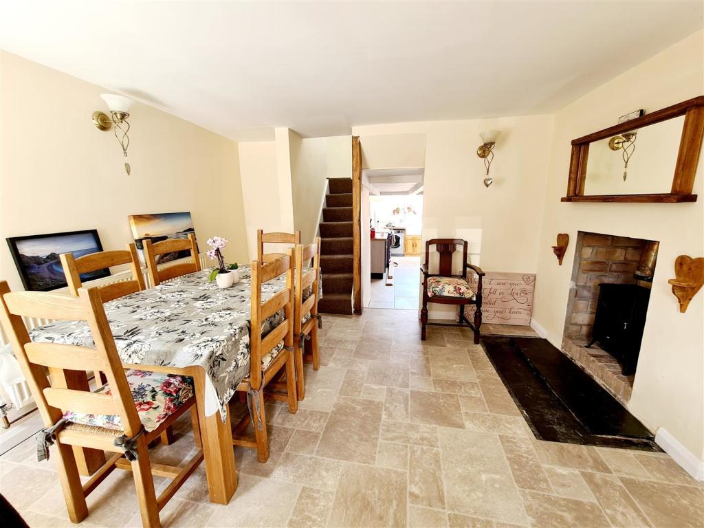 Breakfast Room