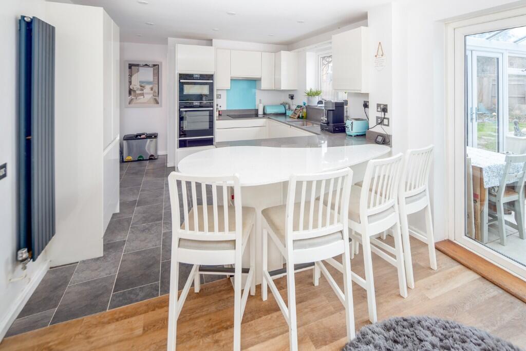 Kitchen/Diner/Brkfst