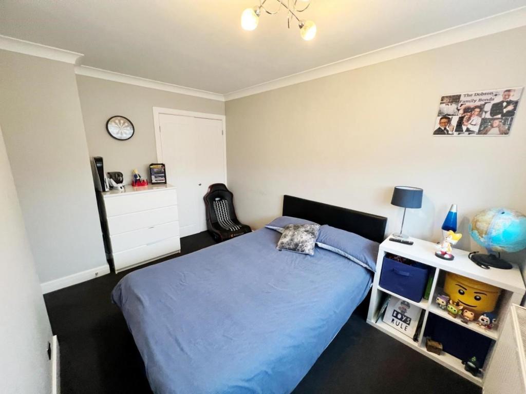 Bedroom 3.jpg