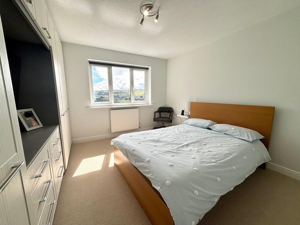 bedroom 2.