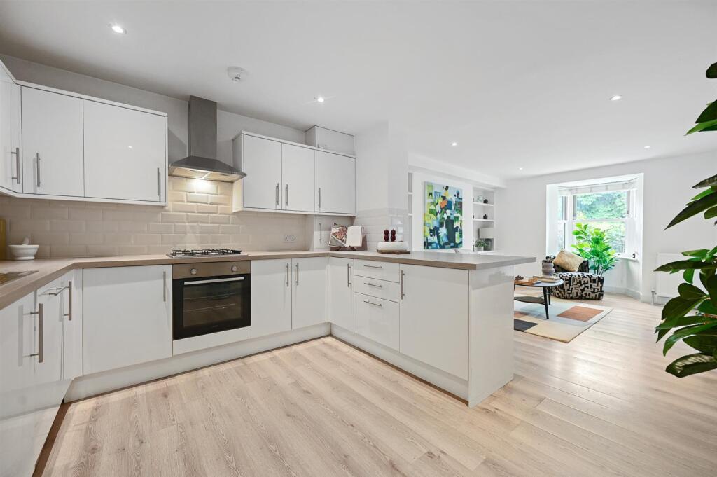 Kitchen to Lounge.jpg