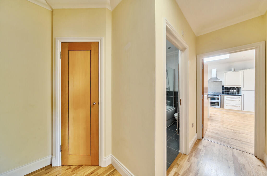 16-681bc6e03f98d-...