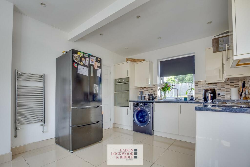 Kitchen 1.3.jpg