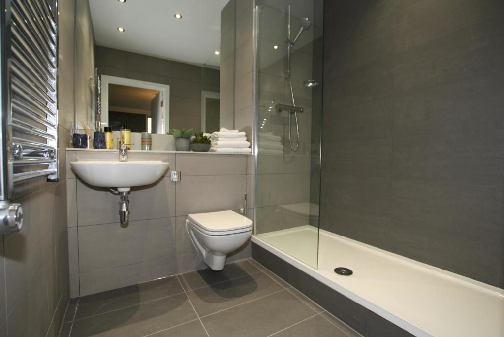 En-suite.JPG