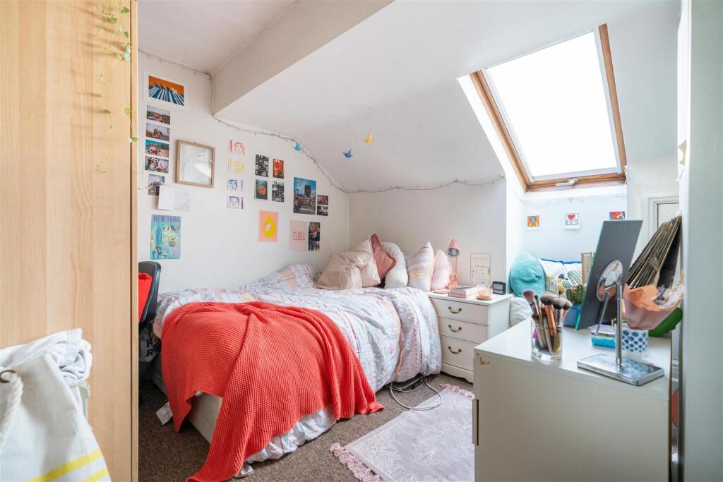 room 4