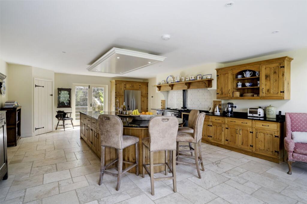 Kitchen/Dining
