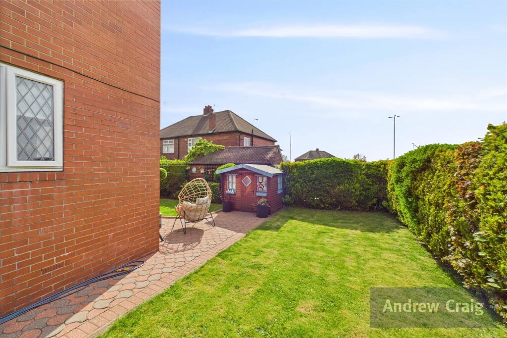 Rear / Side Exterior