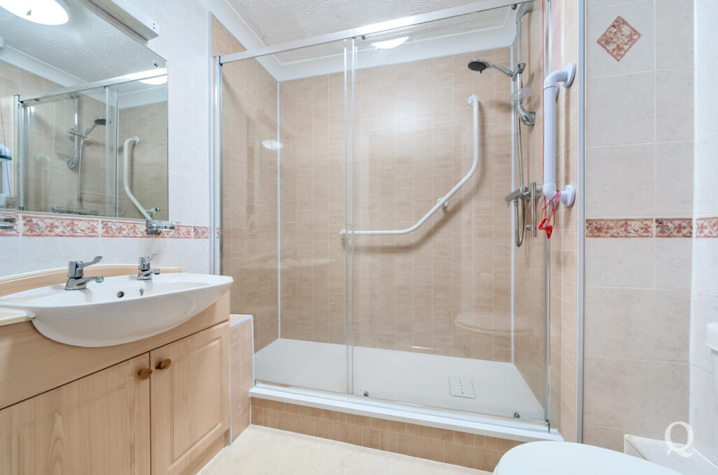 37c27a85-3a78-4d0...