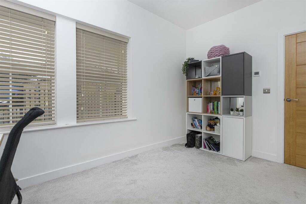 Bramleys Estate Agents - Snelsins Road - Cleckheat