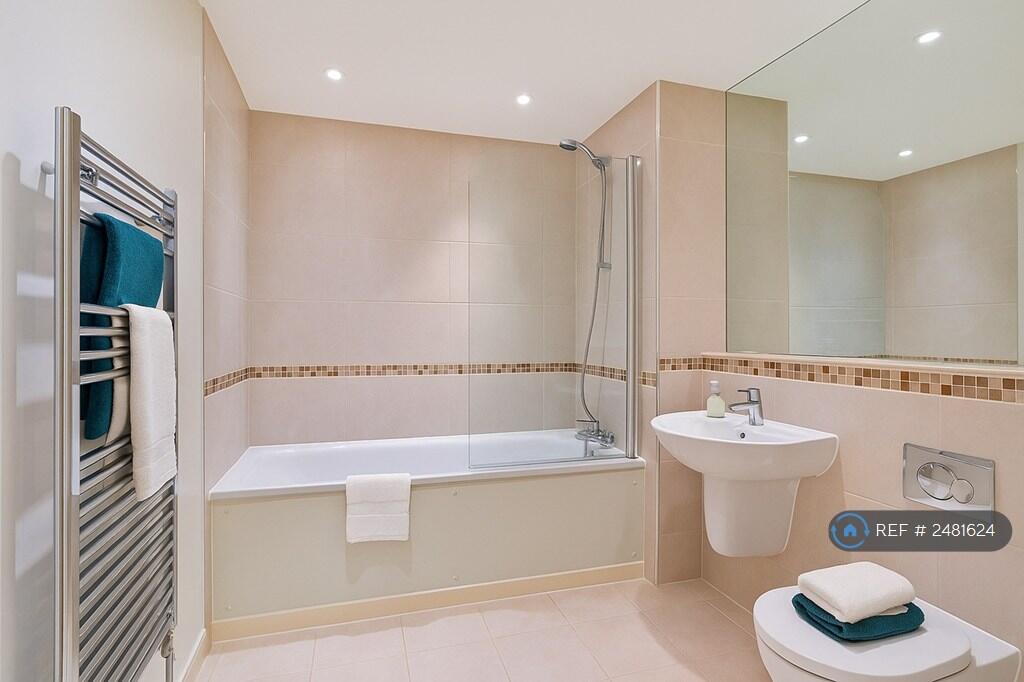 Large Bathroom