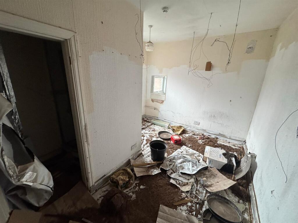 WhatsApp Image 2025-09-15 at 11.23.02 (4).jpeg