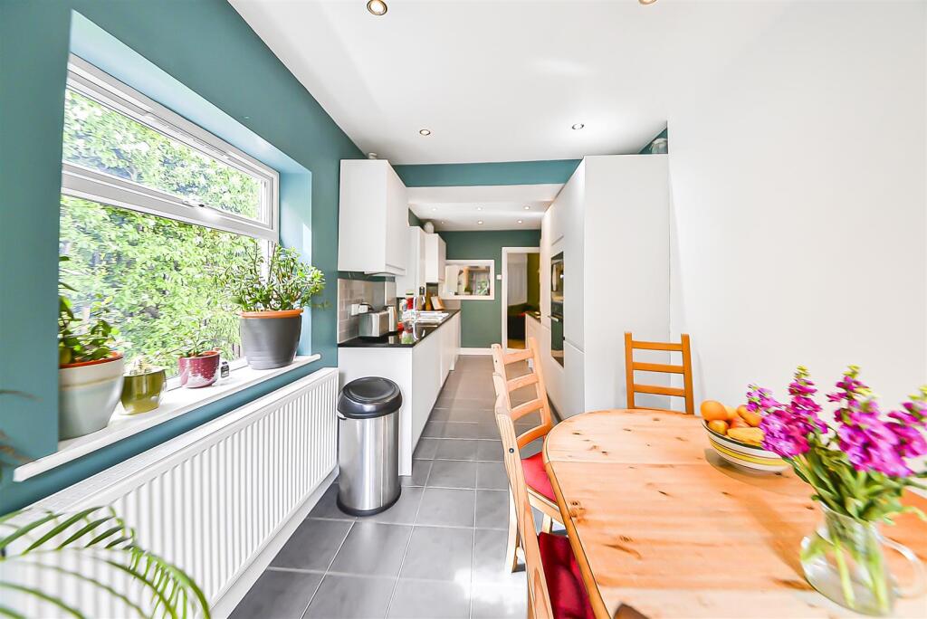 Breakfast Kitchen