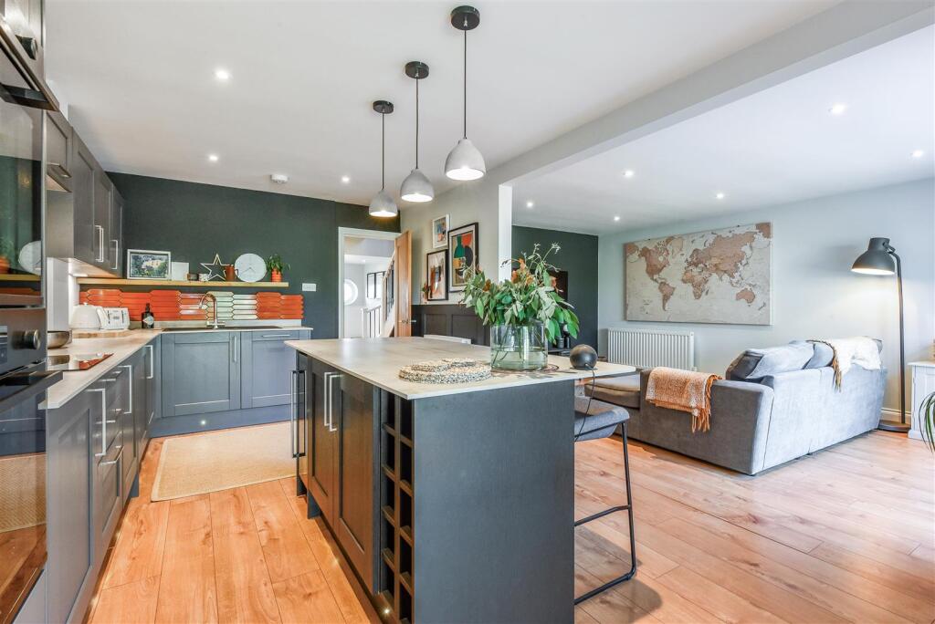 Kitchen to Sitting Room