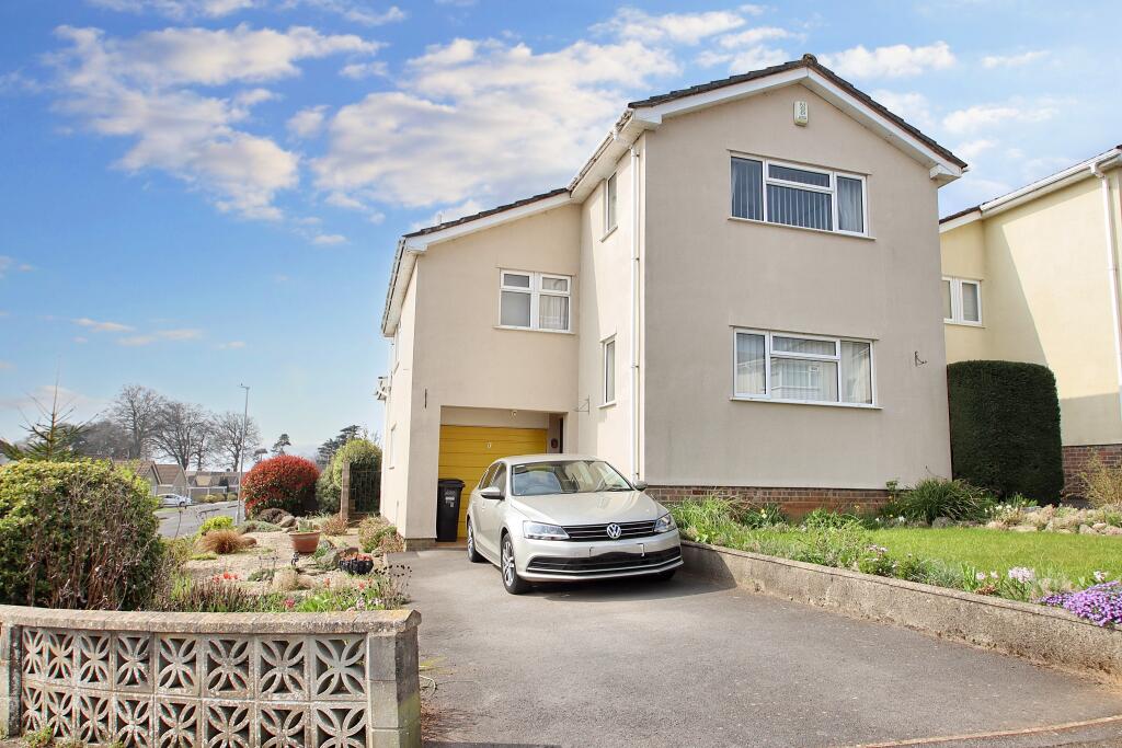 3 Bedroom Detached for Sale