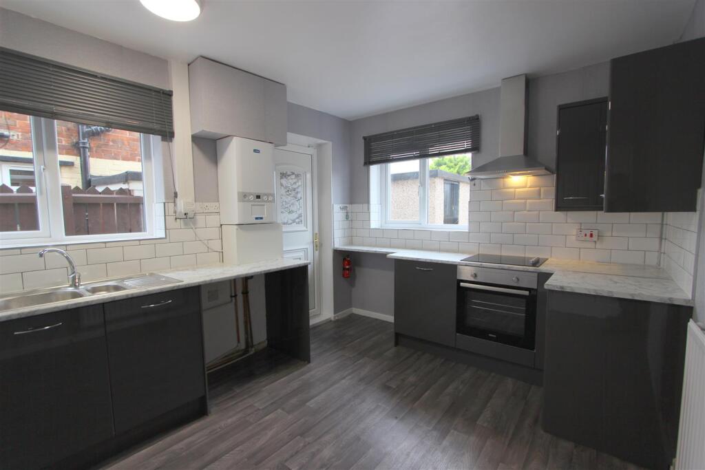 Kitchen/Breakfast Room