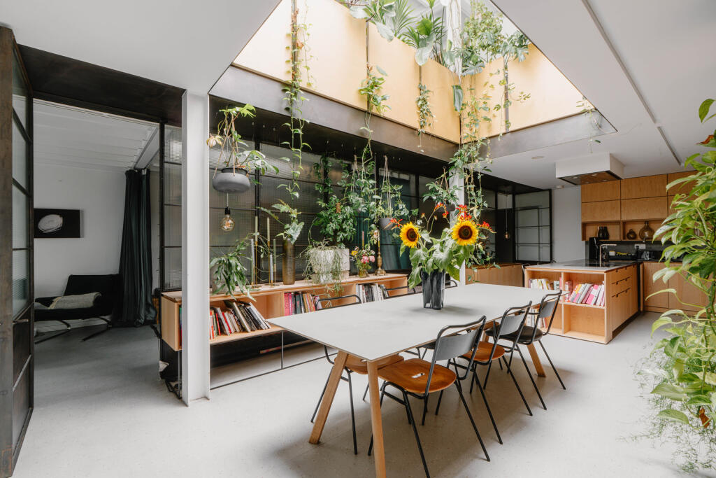 298758 - Florida Road_High Res-3.jpg