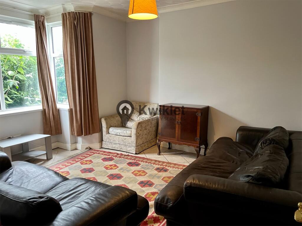 eZy Watermark_04-09-2022_10-32-49pm.jpeg