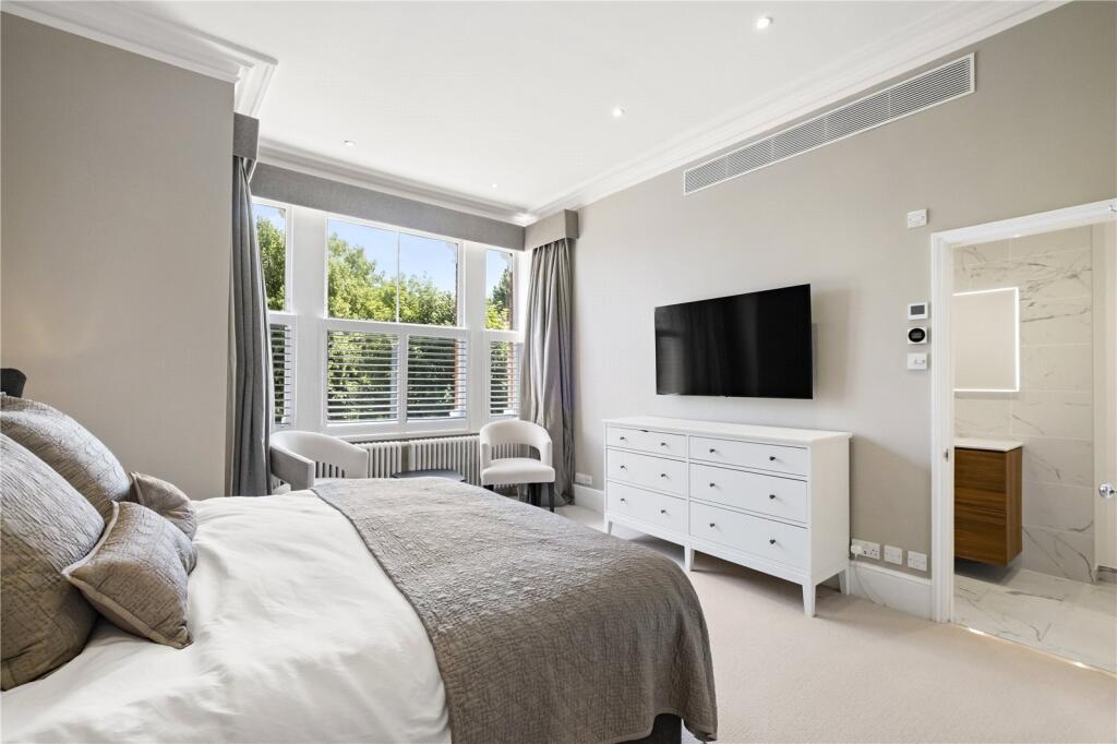 Principal Bedroom